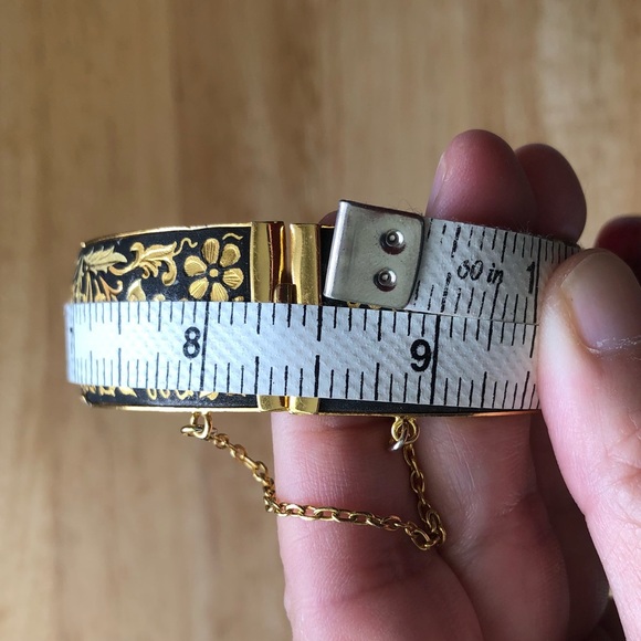 Vintage Damascene Cuff Bracelet - Picture 14 of 16